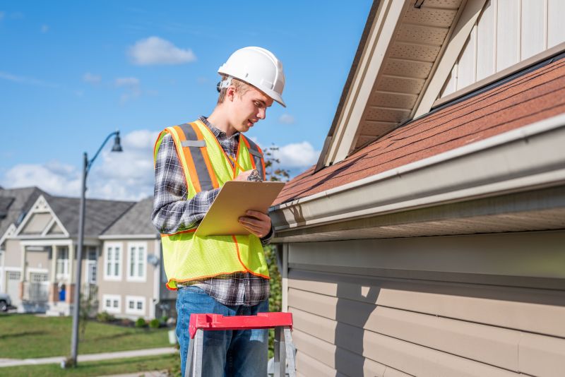 Seamless Metal Gutters Installation
